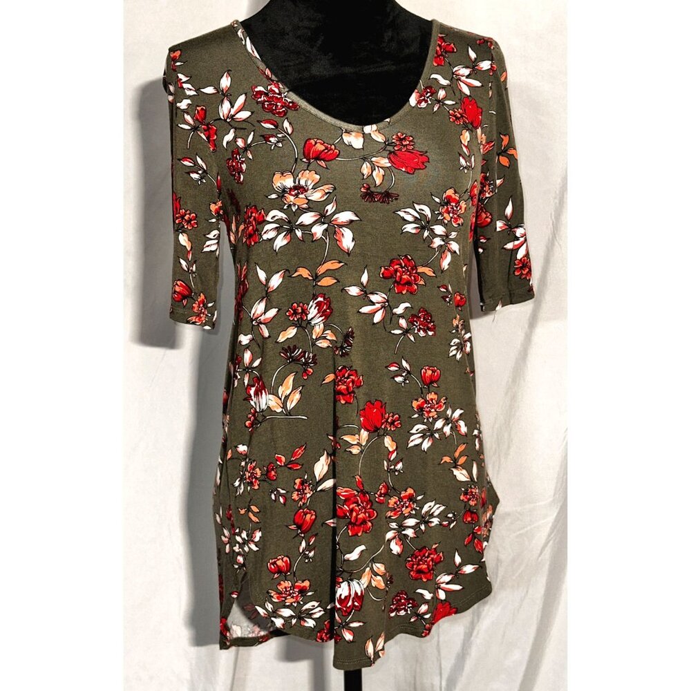 Maurices 24/7 Shirt, Moss Green with Red Flowers, Size XS